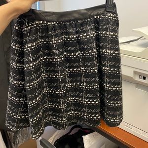 Alice & Olivia black and white tweed skirt